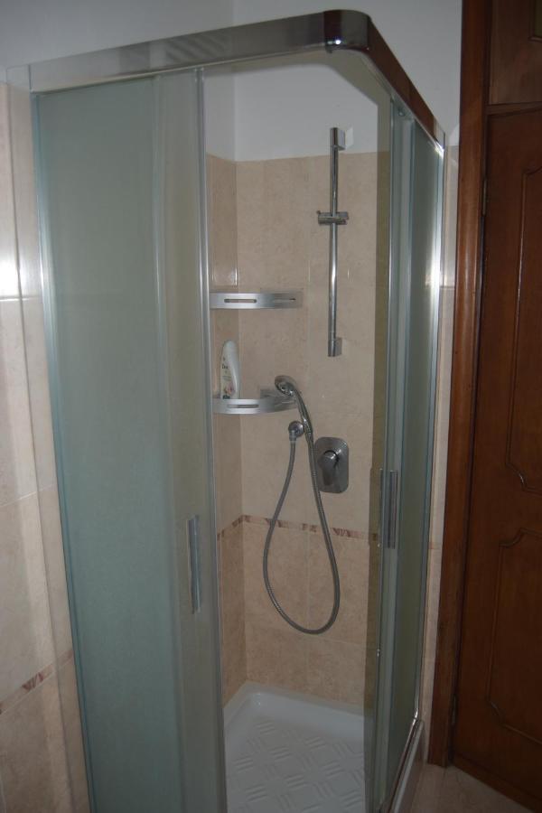 Al Salice Tranquillita Nel Verde Via Amendola 24 Appartement Busto Arsizio Buitenkant foto